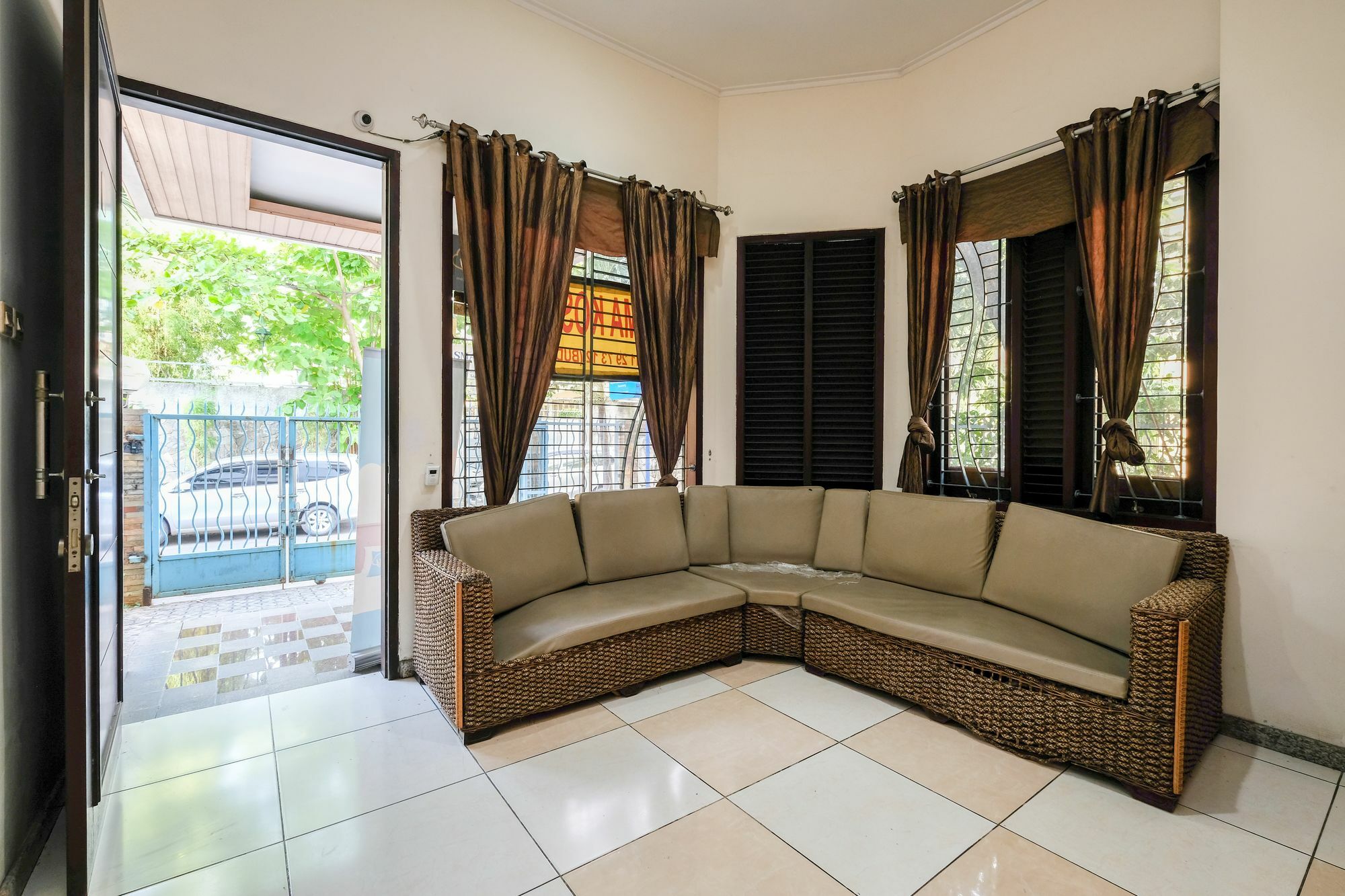 Reddoorz Near Simpang Lima 3*